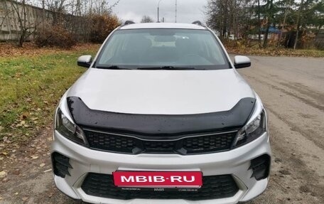 KIA Rio IV, 2021 год, 880 000 рублей, 2 фотография