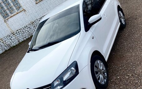 Volkswagen Polo VI (EU Market), 2010 год, 700 000 рублей, 4 фотография