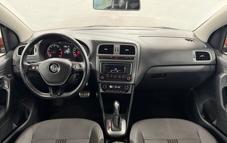 Volkswagen Polo VI (EU Market), 2016 год, 975 000 рублей, 5 фотография