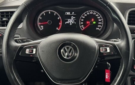 Volkswagen Polo VI (EU Market), 2016 год, 975 000 рублей, 11 фотография