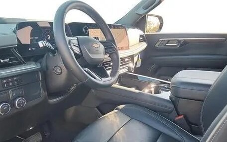Chevrolet Suburban, 2025 год, 12 250 000 рублей, 9 фотография