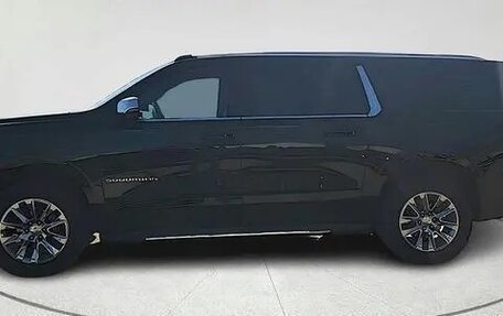 Chevrolet Suburban, 2025 год, 12 250 000 рублей, 4 фотография