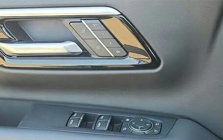 Chevrolet Suburban, 2025 год, 12 250 000 рублей, 18 фотография