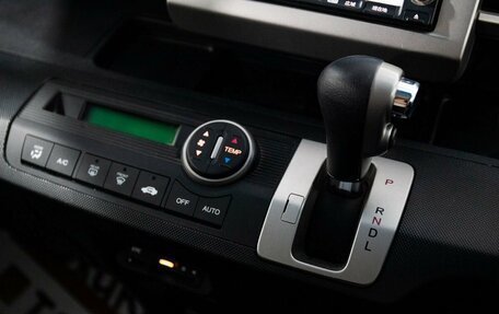 Honda Freed I, 2011 год, 900 000 рублей, 13 фотография