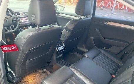 Skoda Superb III рестайлинг, 2017 год, 2 480 000 рублей, 13 фотография