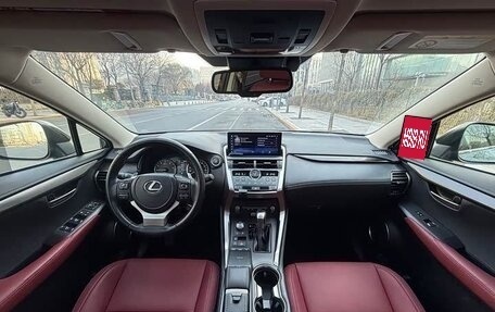 Lexus NX, 2022 год, 3 220 000 рублей, 14 фотография