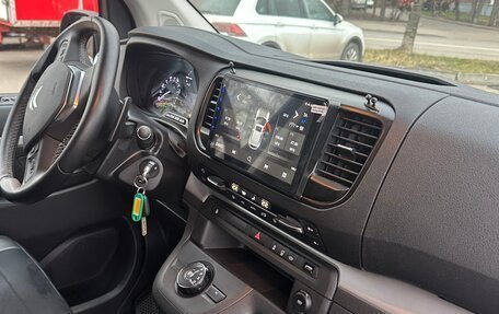 Citroen SpaceTourer I, 2022 год, 4 500 000 рублей, 9 фотография