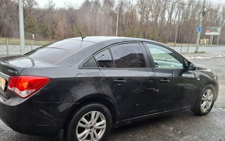 Chevrolet Cruze II, 2010 год, 650 000 рублей, 9 фотография