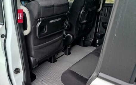 Honda Stepwgn IV, 2017 год, 1 700 000 рублей, 11 фотография