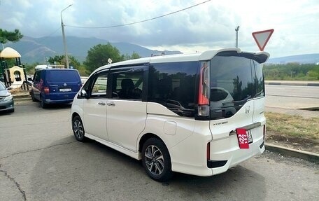 Honda Stepwgn IV, 2017 год, 1 700 000 рублей, 4 фотография