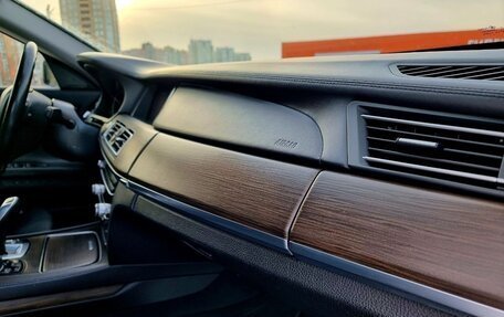 BMW 7 серия, 2014 год, 2 490 000 рублей, 9 фотография