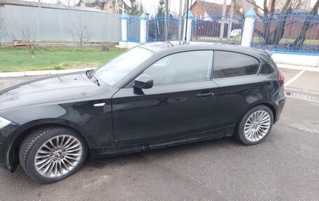BMW 1 серия, 2011 год, 850 000 рублей, 4 фотография