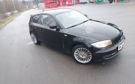 BMW 1 серия, 2011 год, 850 000 рублей, 8 фотография