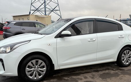 KIA Rio IV, 2018 год, 962 000 рублей, 3 фотография