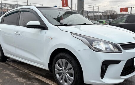 KIA Rio IV, 2018 год, 962 000 рублей, 9 фотография