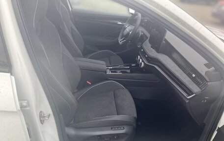 Skoda Superb, 2025 год, 7 400 000 рублей, 16 фотография