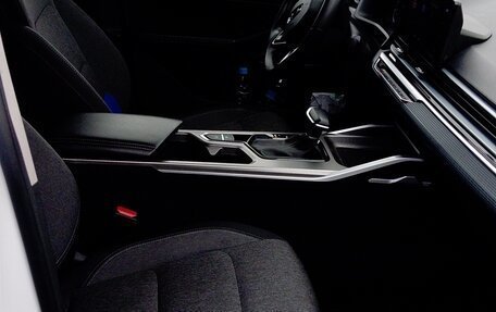 Geely Emgrand, 2024 год, 1 435 000 рублей, 5 фотография