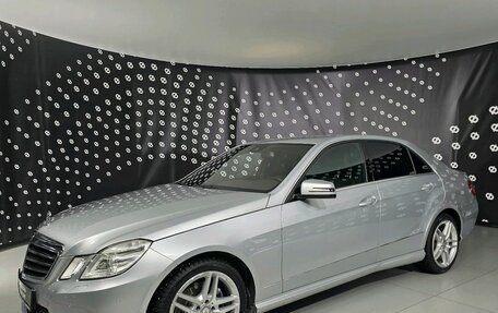Mercedes-Benz E-Класс, 2011 год, 1 750 000 рублей, 1 фотография
