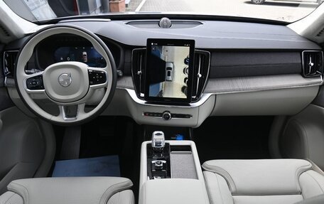 Volvo XC90 II рестайлинг, 2025 год, 13 000 000 рублей, 18 фотография