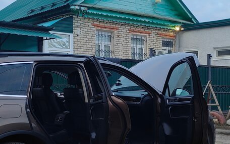 Volkswagen Touareg III, 2011 год, 1 500 000 рублей, 5 фотография