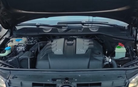 Volkswagen Touareg III, 2011 год, 1 500 000 рублей, 8 фотография