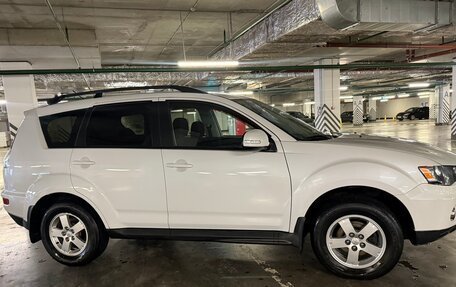 Mitsubishi Outlander III рестайлинг 3, 2012 год, 1 470 000 рублей, 3 фотография