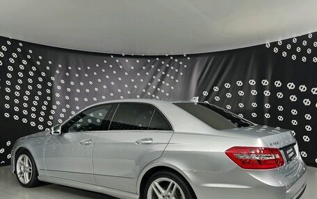 Mercedes-Benz E-Класс, 2011 год, 1 750 000 рублей, 5 фотография