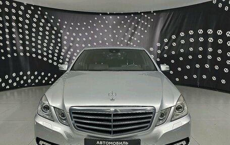 Mercedes-Benz E-Класс, 2011 год, 1 750 000 рублей, 2 фотография