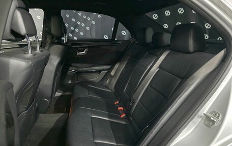 Mercedes-Benz E-Класс, 2011 год, 1 750 000 рублей, 12 фотография