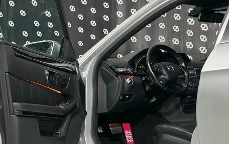 Mercedes-Benz E-Класс, 2011 год, 1 750 000 рублей, 13 фотография