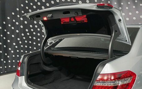 Mercedes-Benz E-Класс, 2011 год, 1 750 000 рублей, 32 фотография