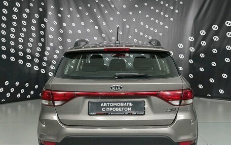 KIA Rio IV, 2018 год, 1 370 000 рублей, 6 фотография