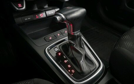 KIA Rio IV, 2018 год, 1 370 000 рублей, 19 фотография