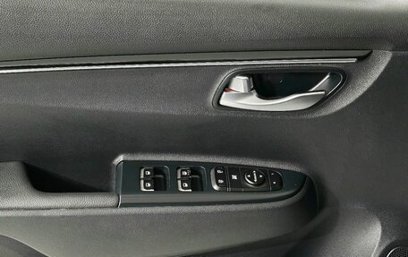 KIA Rio IV, 2018 год, 1 370 000 рублей, 13 фотография