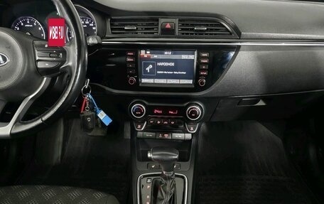 KIA Rio IV, 2018 год, 1 370 000 рублей, 26 фотография