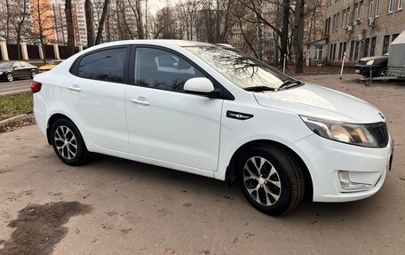 KIA Rio III рестайлинг, 2012 год, 760 000 рублей, 5 фотография