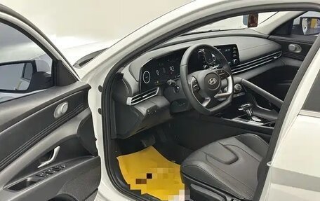 Hyundai Elantra, 2025 год, 1 920 000 рублей, 11 фотография