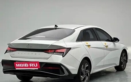 Hyundai Elantra, 2025 год, 1 920 000 рублей, 6 фотография
