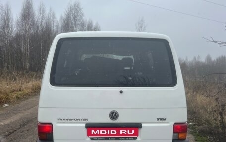 Volkswagen Transporter T4, 2000 год, 620 000 рублей, 2 фотография