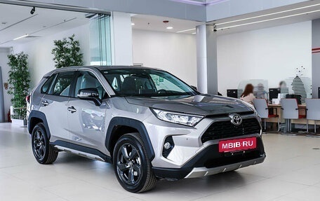 Toyota RAV4, 2025 год, 4 690 000 рублей, 7 фотография