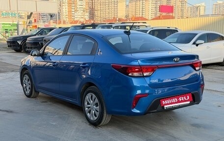 KIA Rio IV, 2020 год, 1 365 000 рублей, 8 фотография