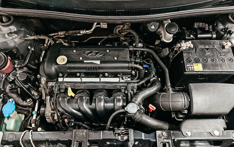 Hyundai Solaris II рестайлинг, 2011 год, 638 607 рублей, 4 фотография