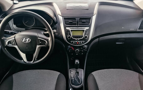 Hyundai Solaris II рестайлинг, 2011 год, 638 607 рублей, 16 фотография