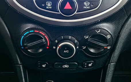 Hyundai Solaris II рестайлинг, 2011 год, 638 607 рублей, 18 фотография