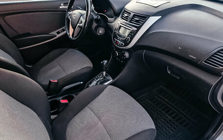 Hyundai Solaris II рестайлинг, 2011 год, 638 607 рублей, 14 фотография