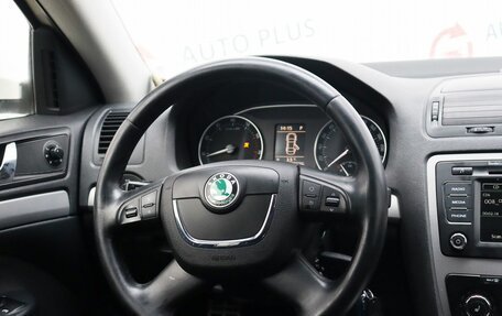 Skoda Octavia, 2010 год, 800 000 рублей, 10 фотография