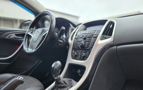 Opel Astra J, 2012 год, 745 000 рублей, 24 фотография