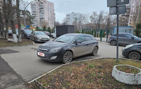 Opel Astra J, 2010 год, 700 000 рублей, 2 фотография