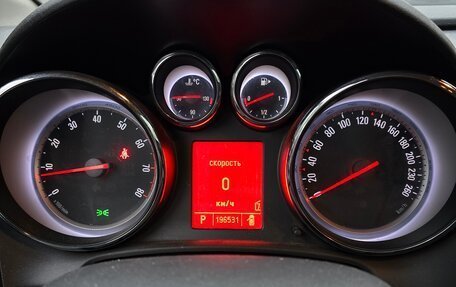 Opel Astra J, 2010 год, 700 000 рублей, 6 фотография