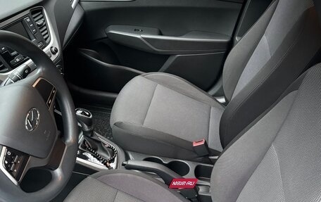 Hyundai Solaris II рестайлинг, 2017 год, 1 299 000 рублей, 11 фотография